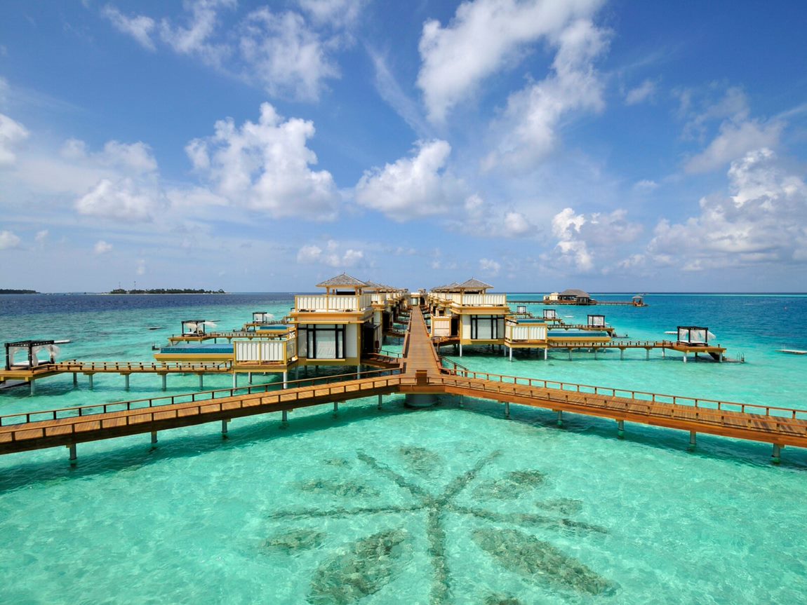 Angsana Velavaru Hotel