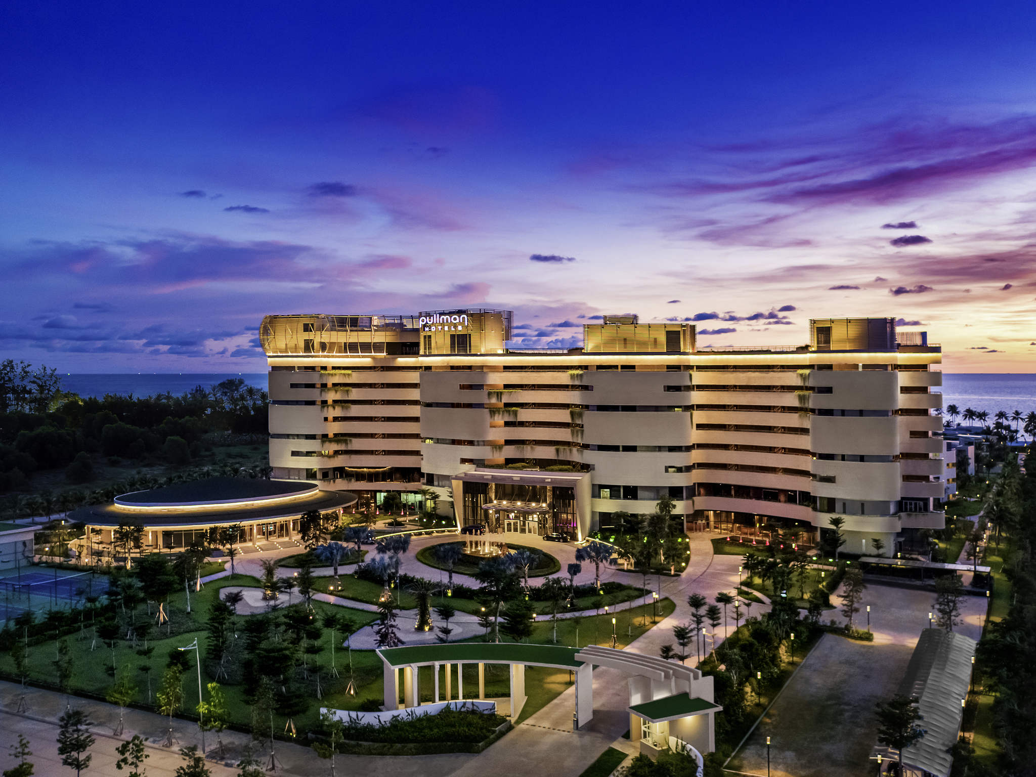 https://all.accor.com/A248