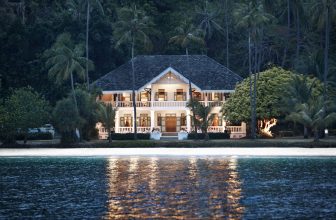 Cape Panwa Hotel