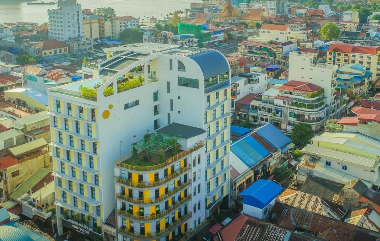 SUN & MOON, Urban Hotel