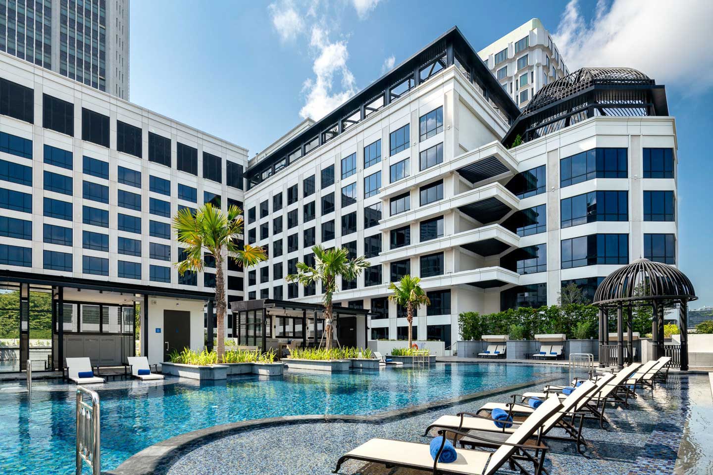 Grand Park City Hall