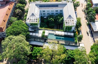 Treeline Urban Resort