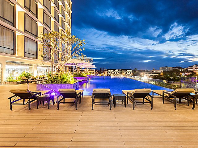 Crowne Plaza Vientiane